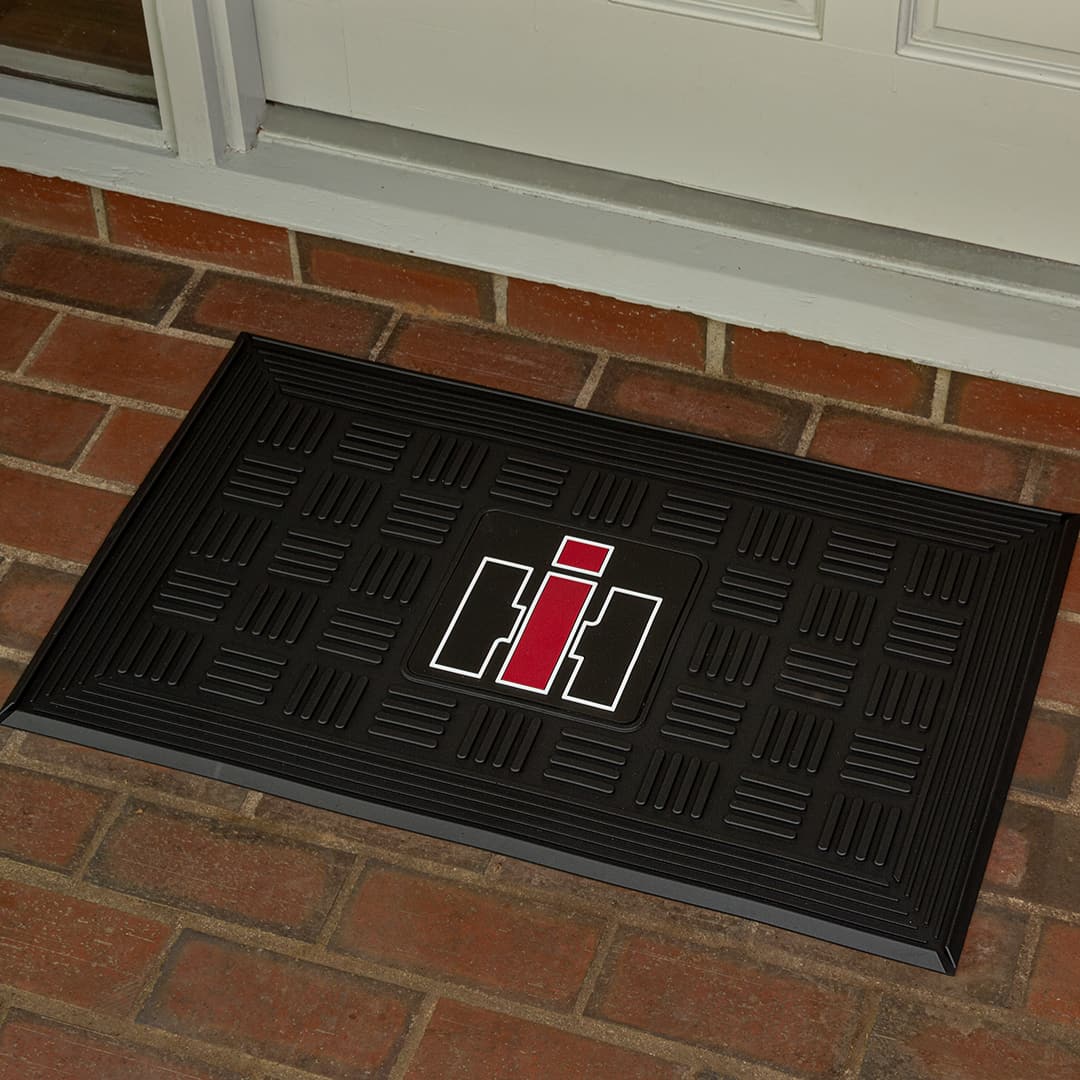 IH logo door mat