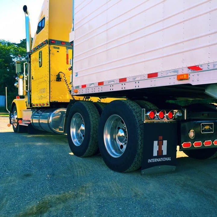 IH Mud Flaps
