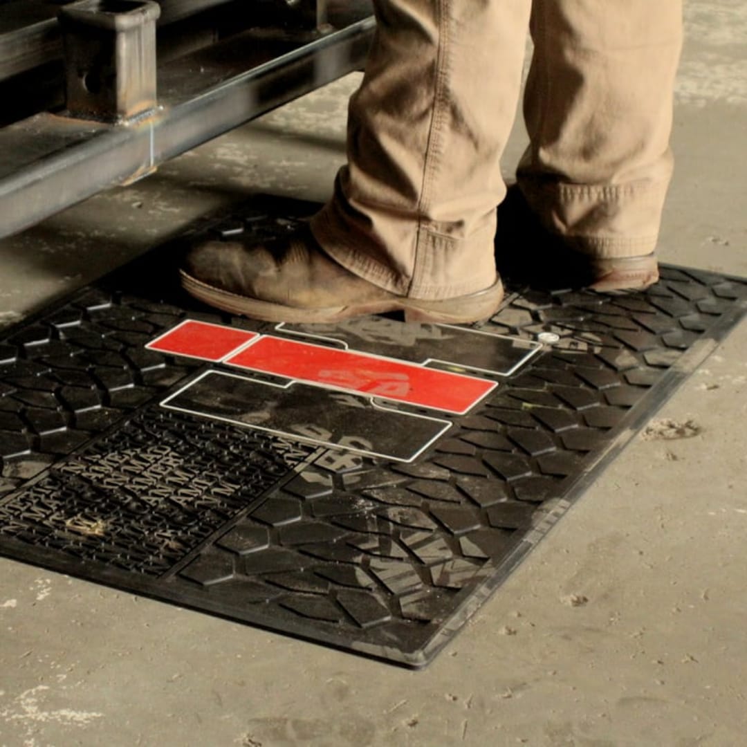 international harvester workbench mat